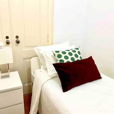 Romantic Chiado 7 -Private Small Single Room With No Outside Window Lisbon Luaran gambar