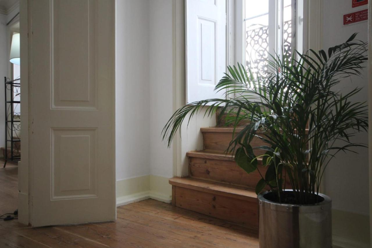 Romantic Chiado 7 -Private Small Single Room With No Outside Window Lisbon Luaran gambar